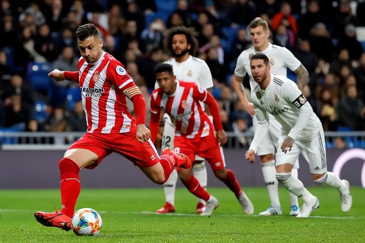 转会期突围战来临，塞维利亚围绕国王杯远射贴柱，悬念犹存，细节决定成败的简单介绍